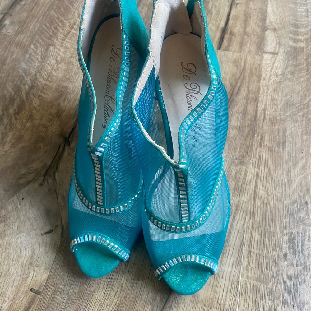 De Blossom Collection Turquoise Mesh Heels